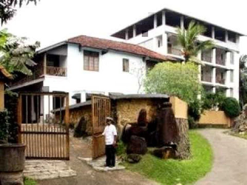 גאלה The Lady Hill Hotel מראה חיצוני תמונה