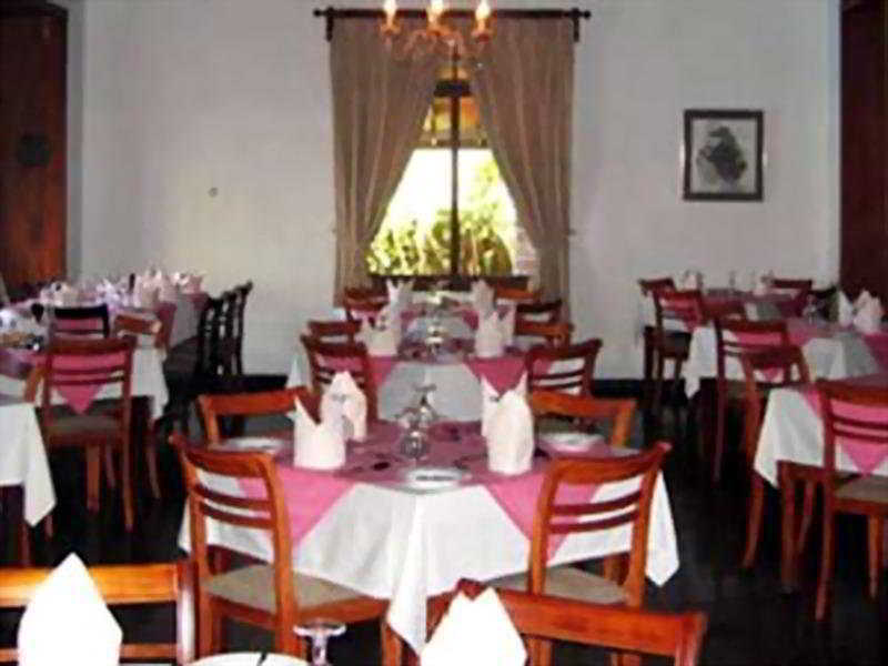 גאלה The Lady Hill Hotel מראה חיצוני תמונה