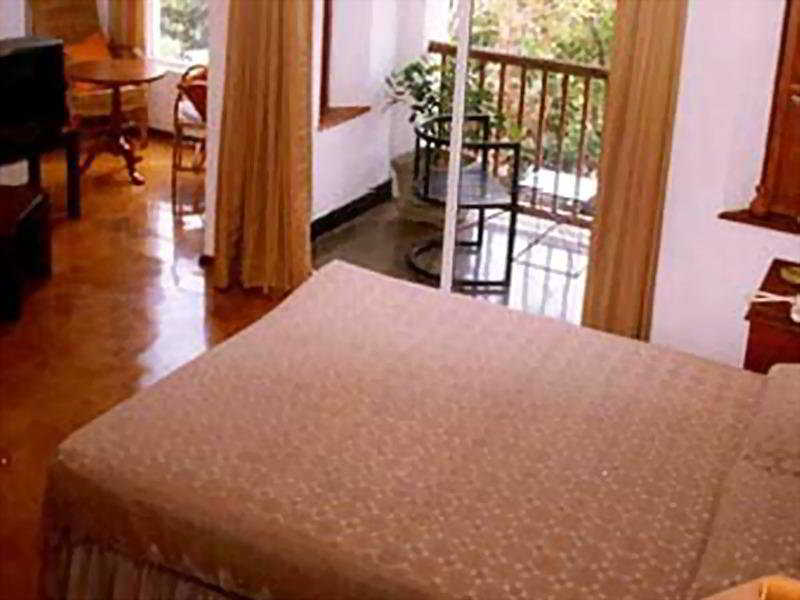 גאלה The Lady Hill Hotel מראה חיצוני תמונה